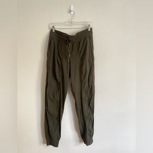 Lululemon Athletic Nylon Pants/Joggers